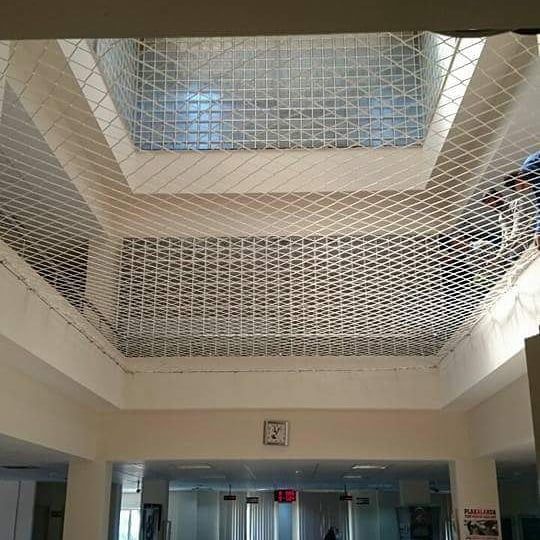 Установка межэтажных сеток заградительных в г. Тюмень Установка межэтажных сеток заградительных в г. Тюмень